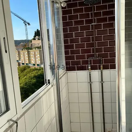 Cost Single ホームステイ *